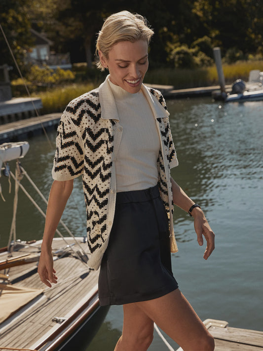 Sarka High Rise Short - Black