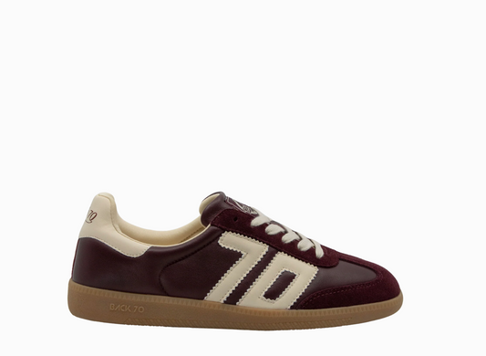 “Cloud W26 in Wine/Cream Sneakers