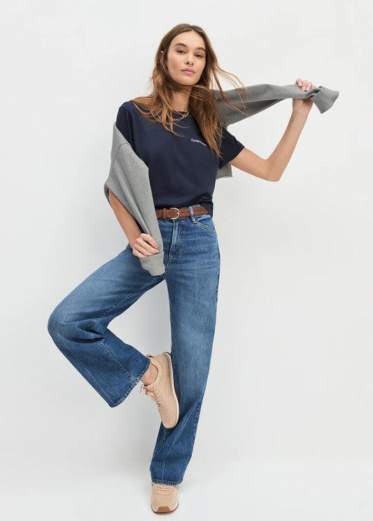 The Cropped Logo Tee - Navy Gardenia