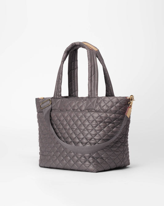 Medium Metro Tote Deluxe in Magnet