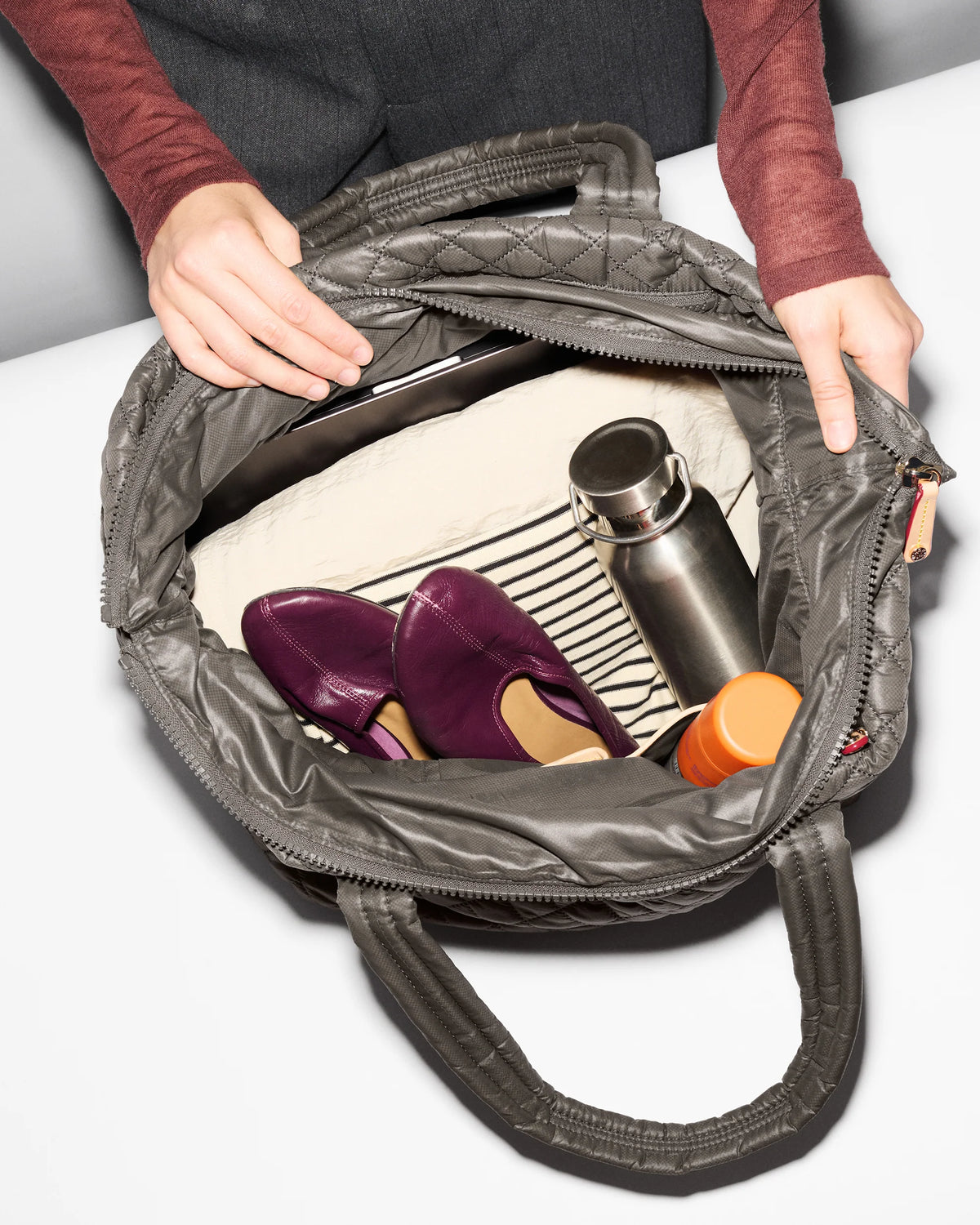 Magnet Large Metro Tote Deluxe II