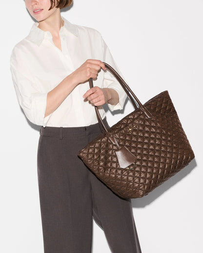 Walnut Medium Daily Tote