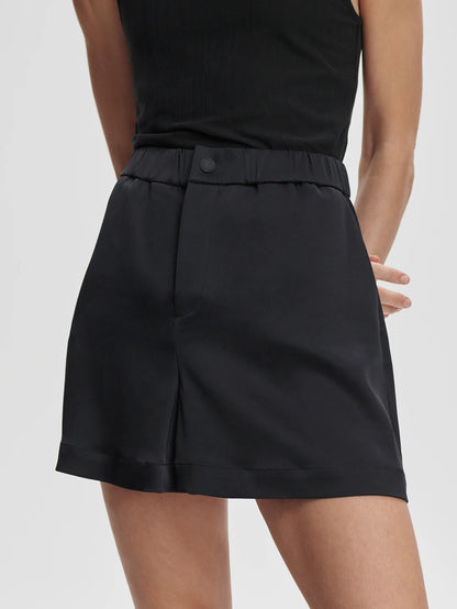 Sarka High Rise Short - Black