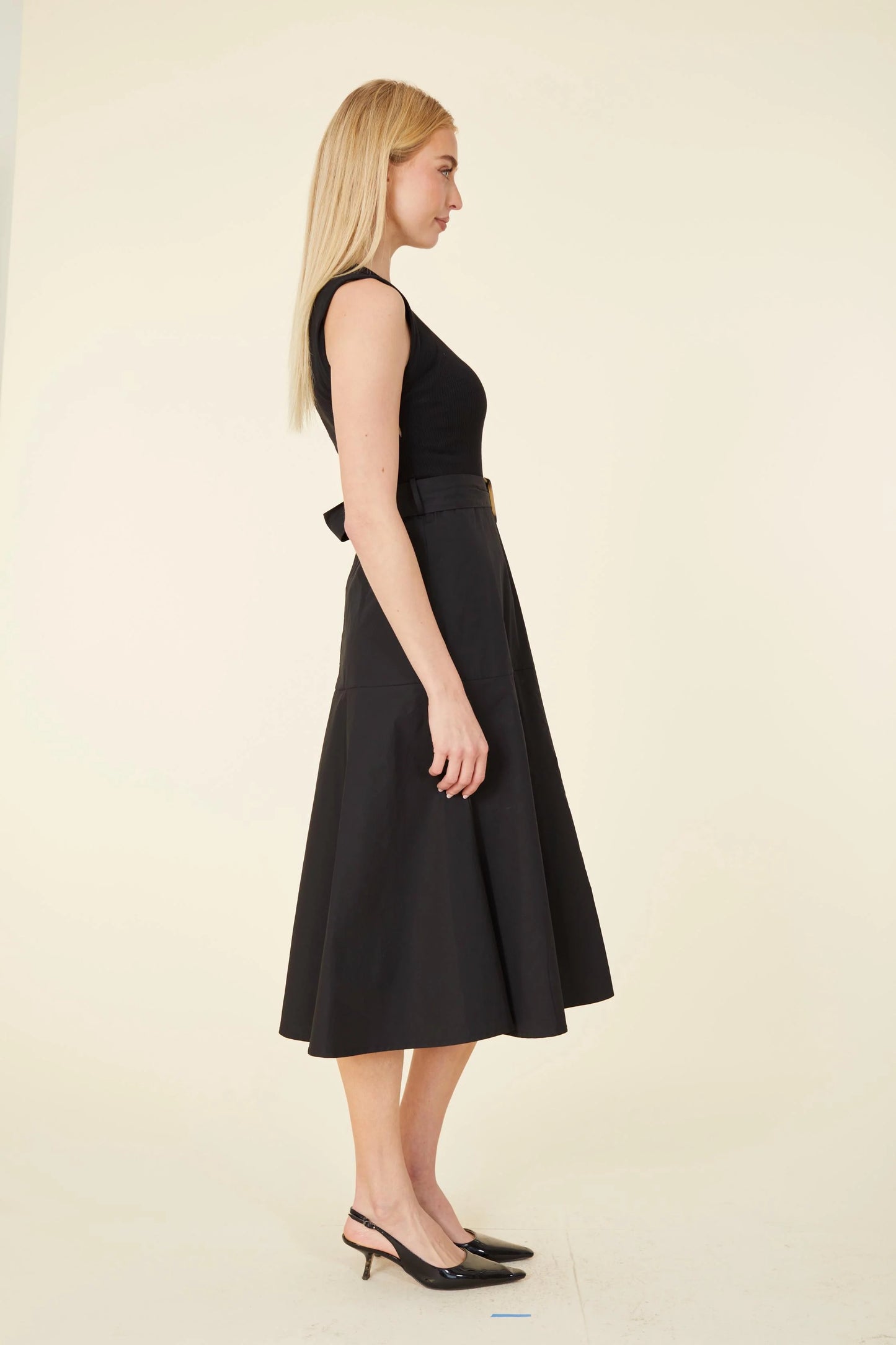 Sleeveless Midi Dress - Black