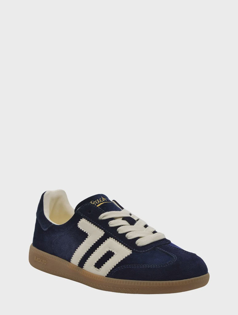 Cloud W26 in Velvet Royal Butter Sneakers