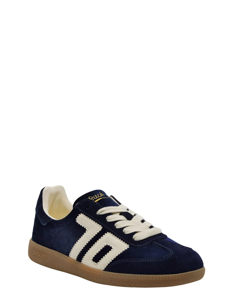 Cloud W26 in Velvet Royal Butter Sneakers