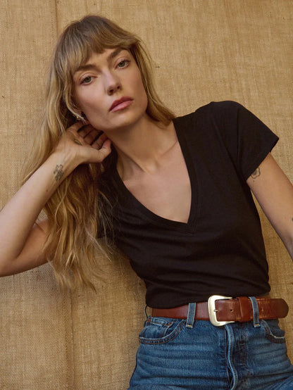 Blair Slim V-Neck - Black