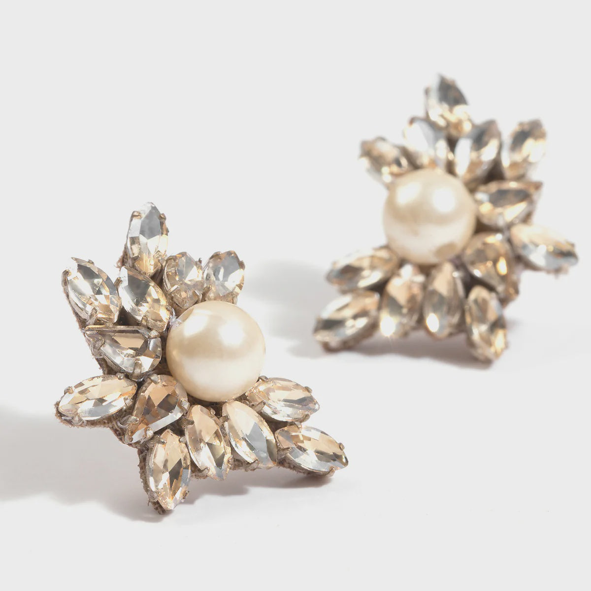 Sahana Earring-Gold