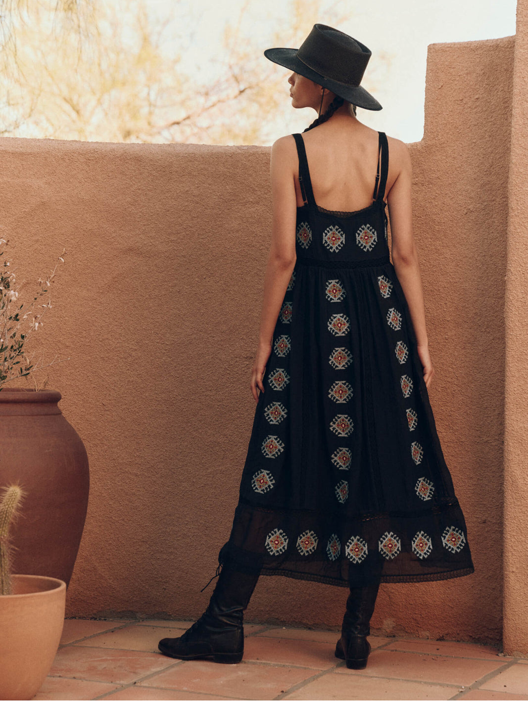 Roam Dress with Folklore Embroidery - Black