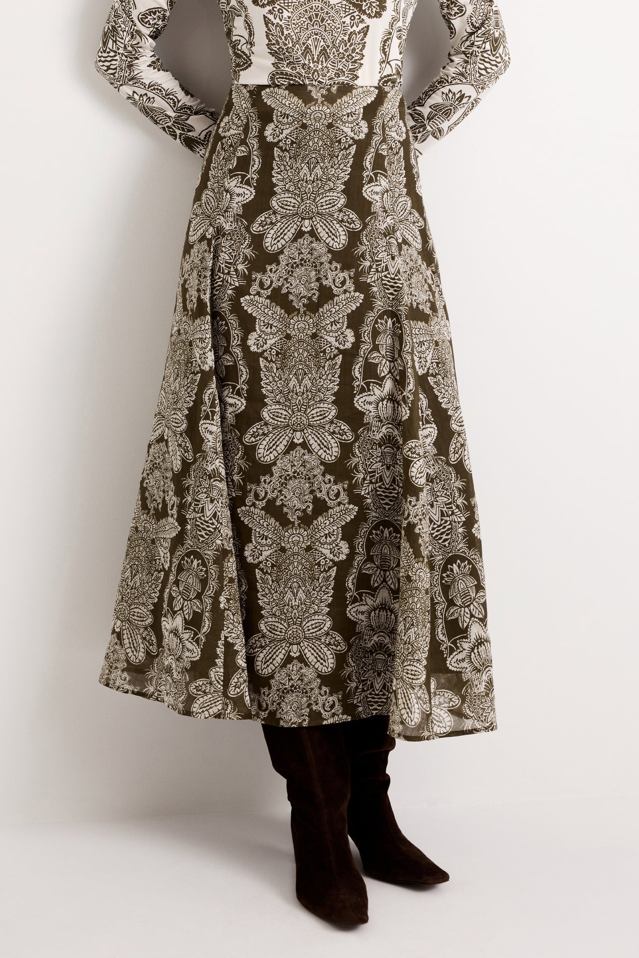 Emryn Skirt
