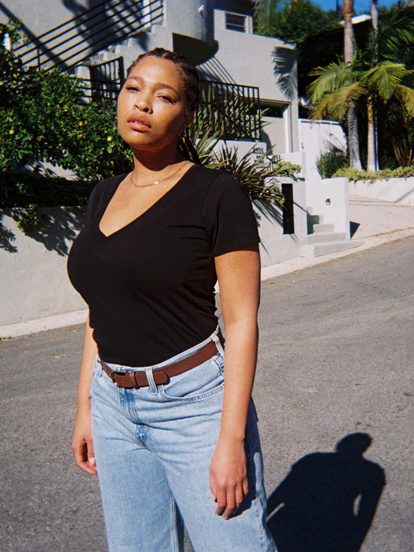 Blair Slim V-Neck - Black