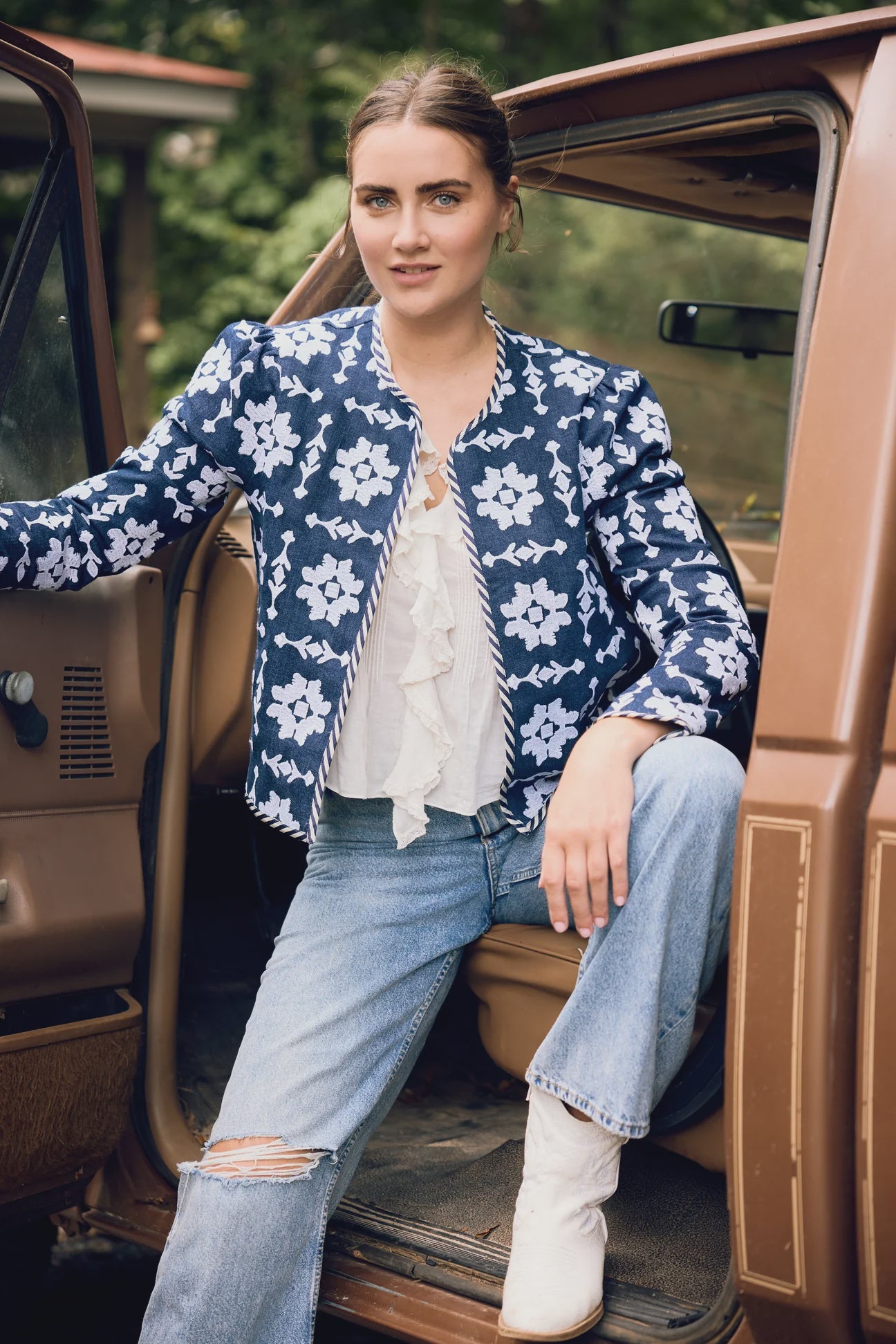 Rosy Jacket - Denim Embroidered