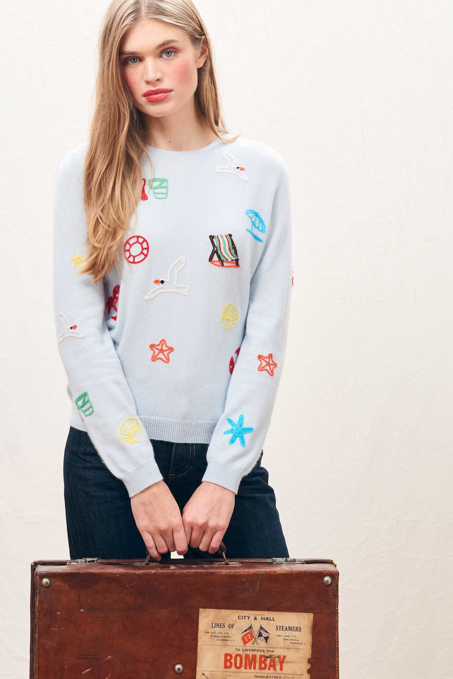 Cashmere Seaside Tribute Crew in Pale Blue