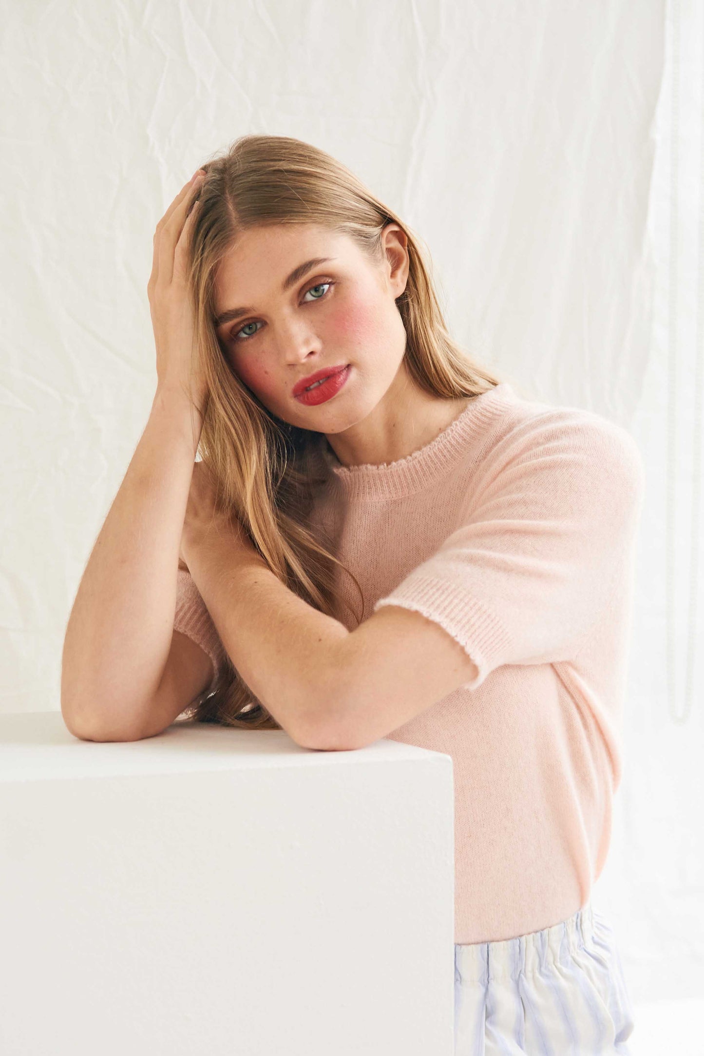 Cashmere Distressed T Shirt in Pale Pink