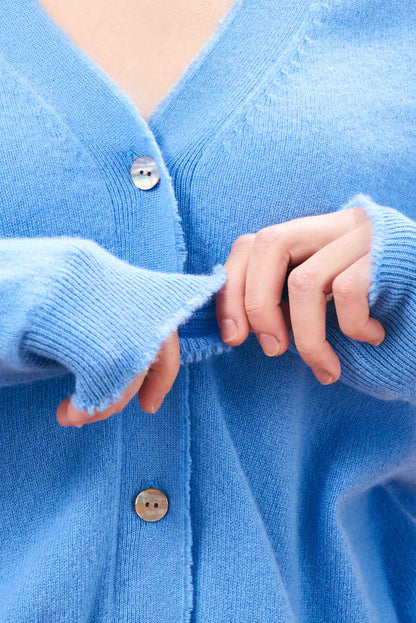 Cashmere Distressed Vee Cardigan in Blue