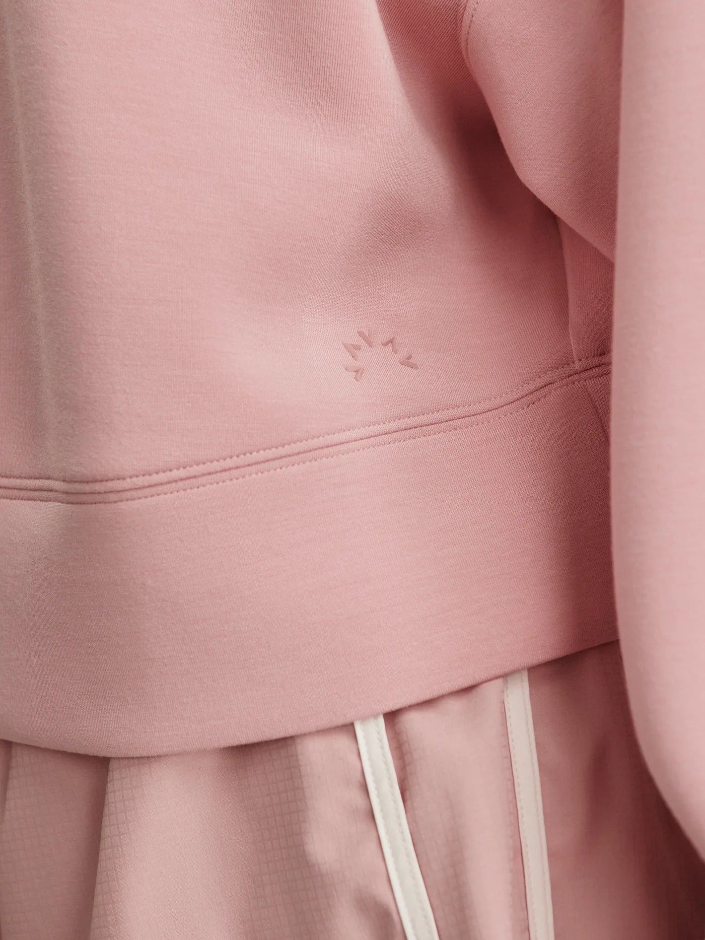 Tasmin Cropped Sweat