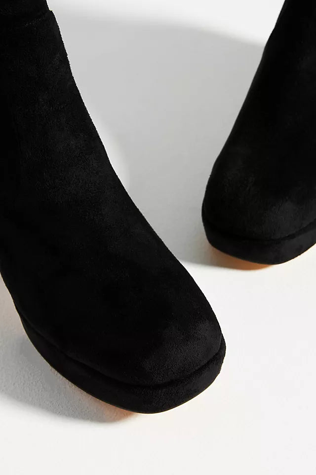 Otto Booties in Black