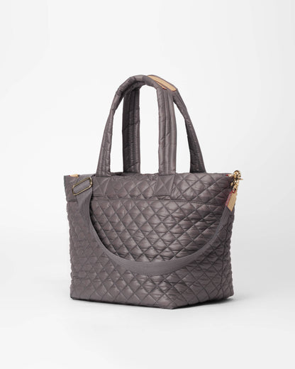 Medium Metro Tote Deluxe in Magnet